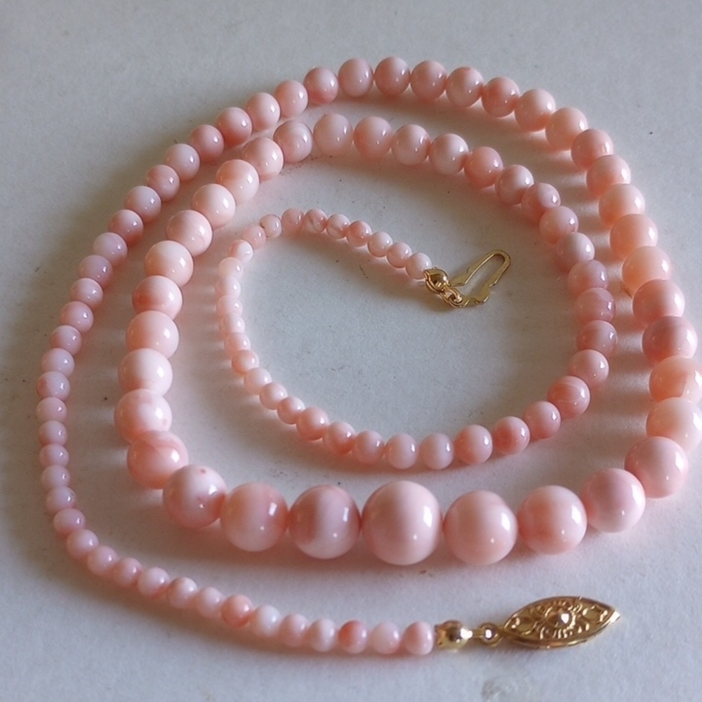 LUCORAL BABY PINK ANGEL SKIN CORAL  NECKLACE 24" LONG  SIGNED - Picture 4 of 7